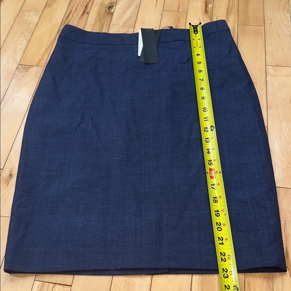BNWT Banana Republic Dark Blue Wool Pencil Skirt - Picture 5 of 7